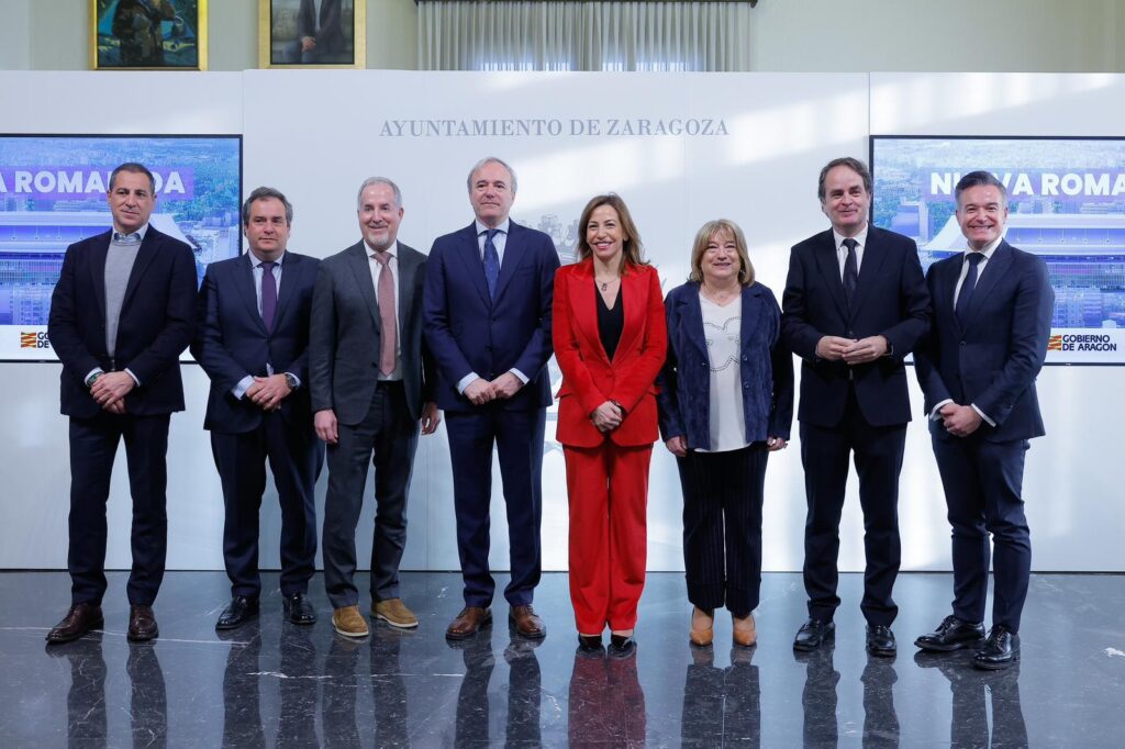 Presentación en el Ayuntamiemnto de Zaragoza de la Sociedad Mercantil de La Nueva Romareda